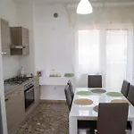 La Casa Del Sole Konukevi *