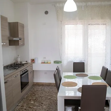 La Casa Del Sole Affittacamere *